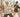Femei postmenopauză practicând Tai Chi supravegheat într-un studio luminos